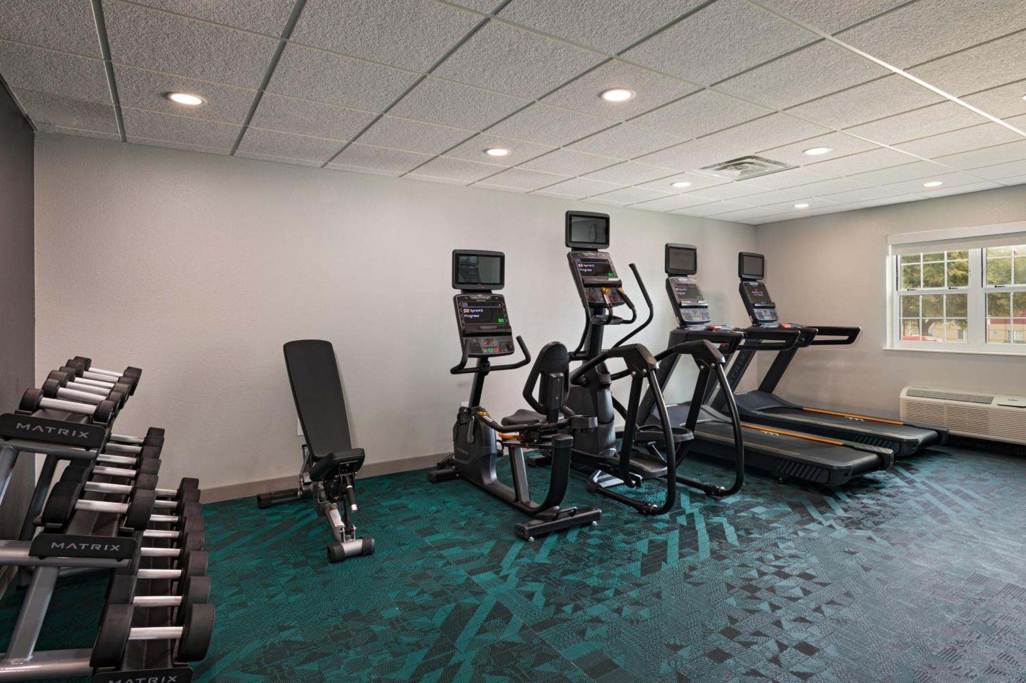 Towneplace Suites By Marriott Килийн Екстериор снимка